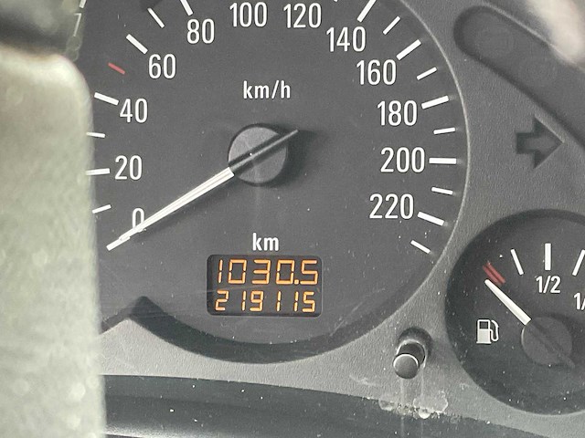 Opel - 2004 - corsa - 1.2-16v maxx - personenauto - afbeelding 11 van  25