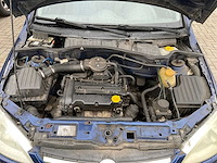 Opel - 2004 - corsa - 1.2-16v maxx - personenauto - afbeelding 23 van  25