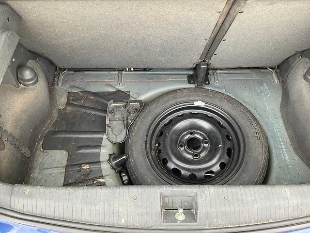 Opel - 2004 - corsa - 1.2-16v maxx - personenauto - afbeelding 9 van  25