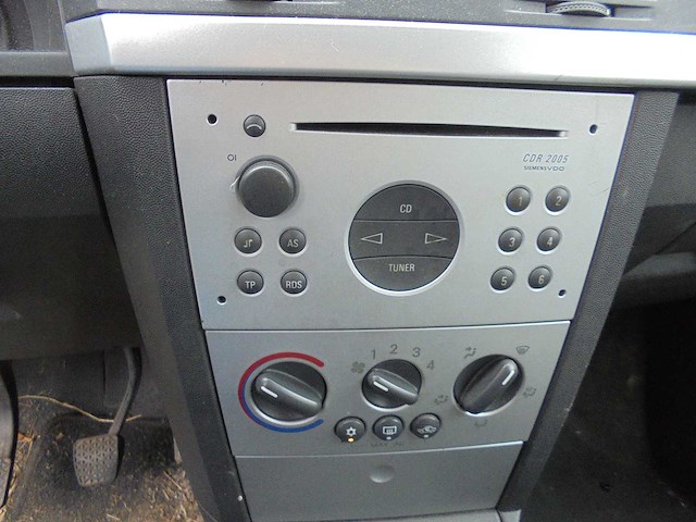 Opel - 2004 - meriva - 1.6 cosmo - 07-pf-gh - afbeelding 4 van  14