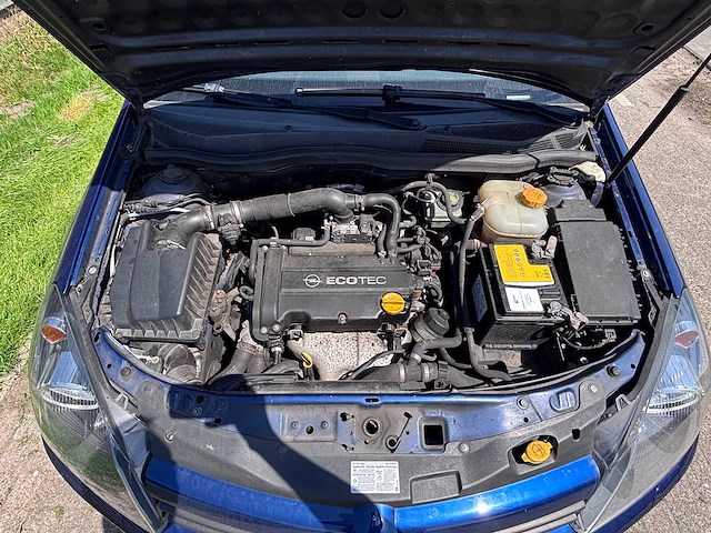 Opel - 2005 - astra - 1.4 enjoy - personenauto - afbeelding 3 van  22