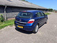 Opel - 2005 - astra - 1.4 enjoy - personenauto - afbeelding 21 van  22