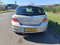 Opel - 2006 - astra - 1.6 essentia - 7-xtn-25 - afbeelding 16 van  20