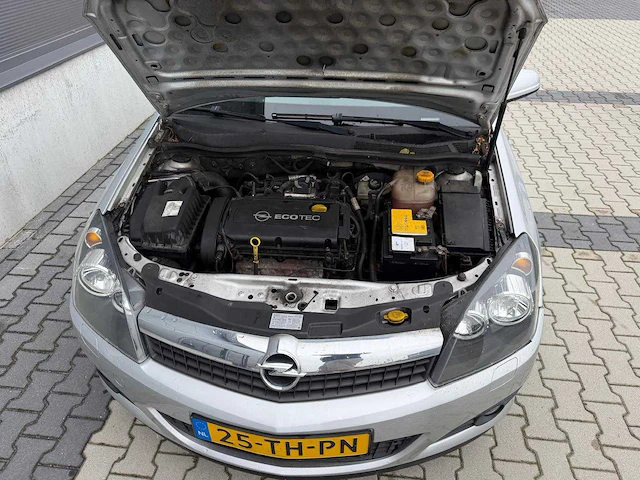 Opel - 2006 - astra twintop - 1.8 enjoy - personenauto - afbeelding 9 van  25