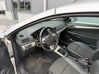 Opel - 2006 - astra twintop - 1.8 enjoy - personenauto - afbeelding 10 van  25