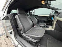 Opel - 2006 - astra twintop - 1.8 enjoy - personenauto - afbeelding 13 van  25