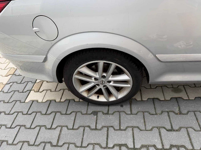Opel - 2006 - astra twintop - 1.8 enjoy - personenauto - afbeelding 17 van  25