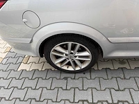 Opel - 2006 - astra twintop - 1.8 enjoy - personenauto - afbeelding 17 van  25
