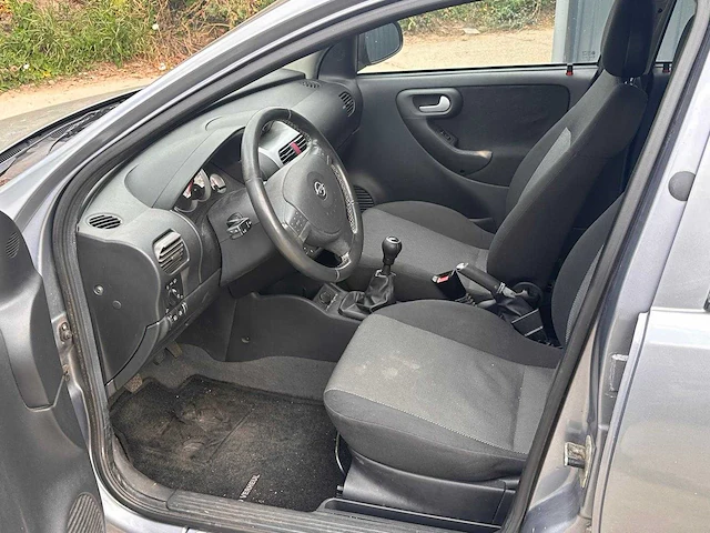 Opel - 2006 - corsa - 1.2-16v silverline - personenauto - afbeelding 2 van  14