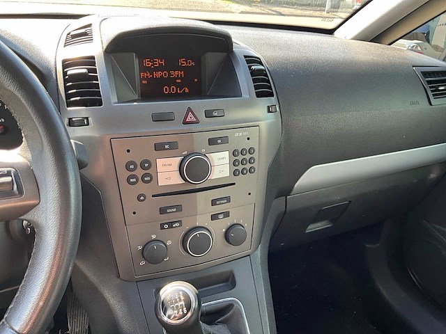 Opel - 2006 - zafira - 2.2 business - personenauto - afbeelding 2 van  14