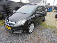 Opel - 2006 - zafira - 2.2 cosmo - 46-sz-vx - afbeelding 1 van  14