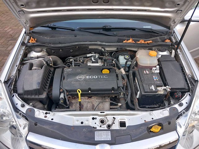 Opel - 2007 - astra twintop - 1.8 enjoy - personenauto - afbeelding 8 van  18
