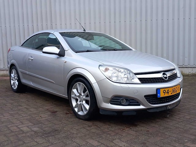 Opel - 2007 - astra twintop - 1.8 enjoy - personenauto - afbeelding 1 van  18