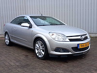 Opel - 2007 - astra twintop - 1.8 enjoy - personenauto - afbeelding 1 van  18