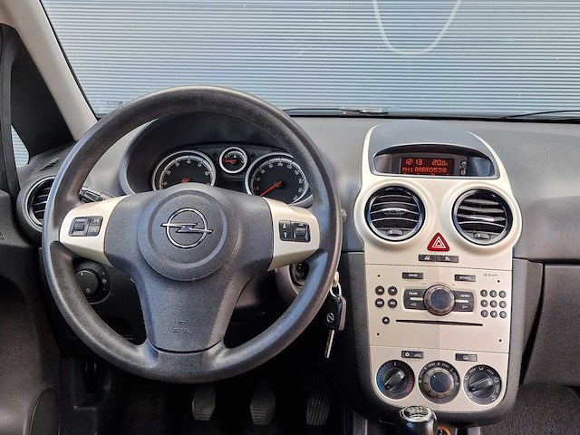 Opel - 2007 - corsa - 1.2-16v enjoy - 29-xv-fd - afbeelding 3 van  23