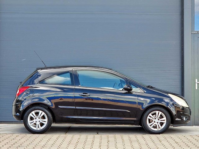 Opel - 2007 - corsa - 1.2-16v enjoy - 29-xv-fd - afbeelding 18 van  23