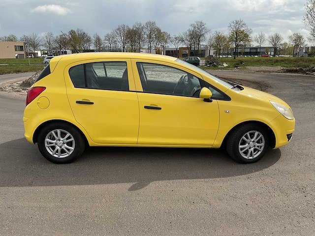 Opel - 2007 - corsa - 1.2-16v essentia - personenauto - afbeelding 17 van  19