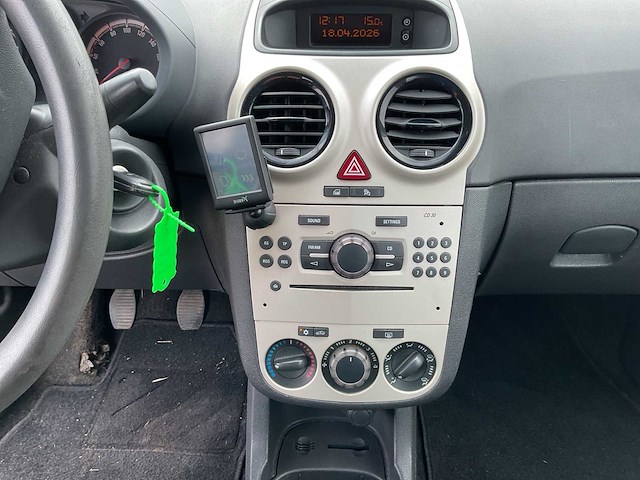 Opel - 2007 - corsa - 1.2-16v essentia - personenauto - afbeelding 7 van  24