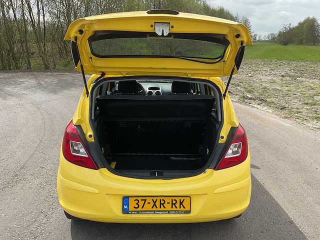 Opel - 2007 - corsa - 1.2-16v essentia - personenauto - afbeelding 10 van  24