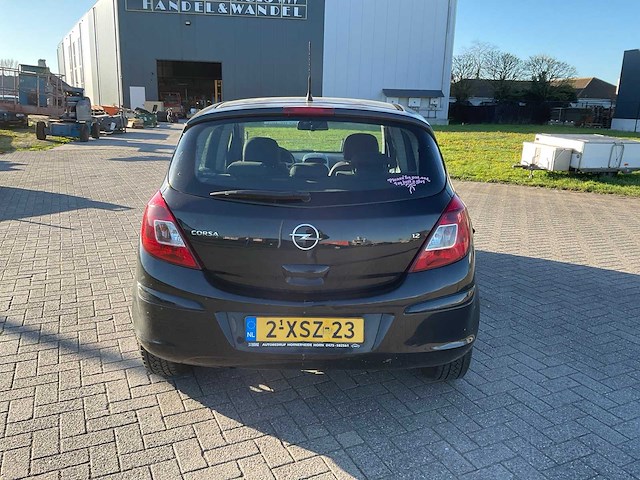 Opel - 2007 - corsa - 1.2-16v essentia - personenauto - afbeelding 19 van  22