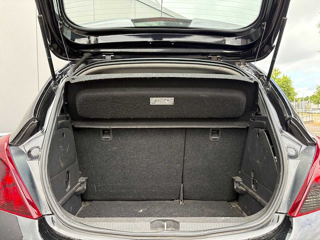 Opel - 2007 - corsa - 1.6-16v t opc - 03-xs-jh - afbeelding 18 van  19