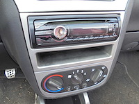 Opel - 2007 - tigra twintop - 1.8-16v rhythm - pd-340-l - afbeelding 2 van  15