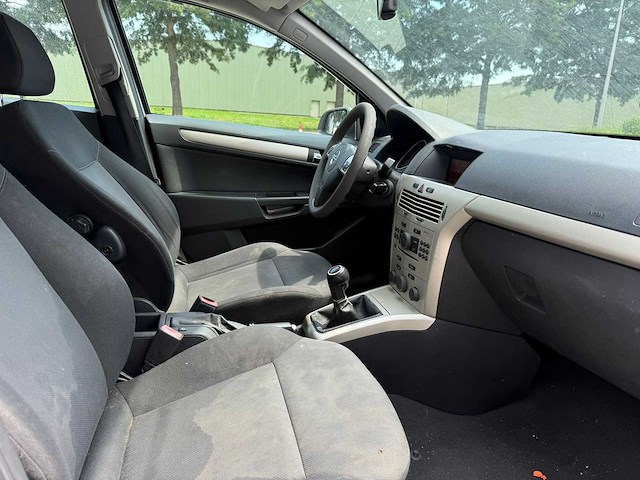 Opel - 2008 - astra - 1.6 temptation - personenauto - afbeelding 6 van  22