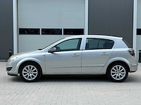 Opel - 2008 - astra - 1.6 temptation - personenauto - afbeelding 9 van  22
