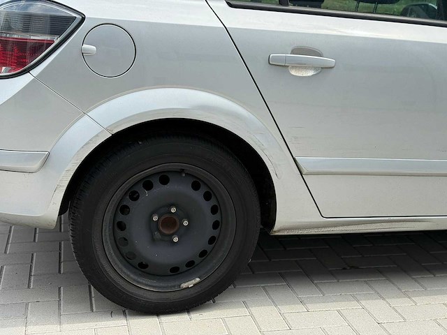 Opel - 2008 - astra - 1.6 temptation - personenauto - afbeelding 14 van  22