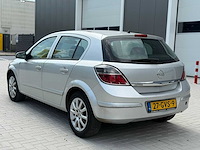 Opel - 2008 - astra - 1.6 temptation - personenauto - afbeelding 17 van  22