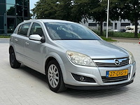 Opel - 2008 - astra - 1.6 temptation - personenauto - afbeelding 19 van  22