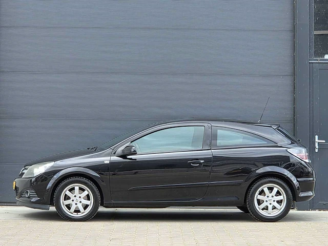 Opel - 2008 - astra gtc - 1.6 temptation - 15-zd-rs - afbeelding 20 van  24