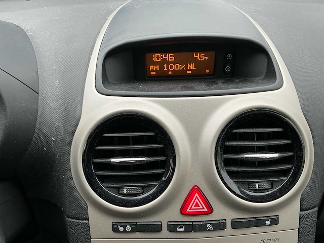 Opel - 2008 - corsa - 1.2-16v bns sport - personenauto - afbeelding 9 van  17