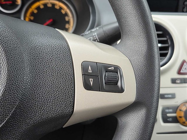 Opel - 2008 - corsa - 1.2-16v enjoy - 91-gbs-7 - afbeelding 5 van  21