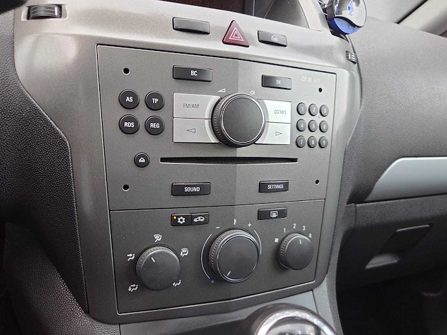 Opel - 2008 - zafira - 1.8 temptation - 91-gkr-9 - afbeelding 9 van  24