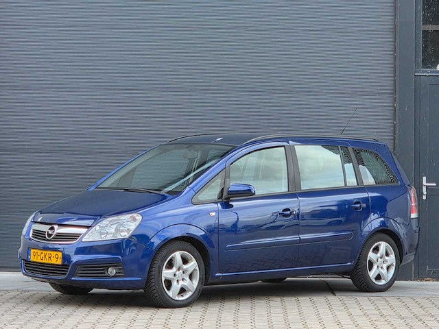 Opel - 2008 - zafira - 1.8 temptation - 91-gkr-9 - afbeelding 1 van  24