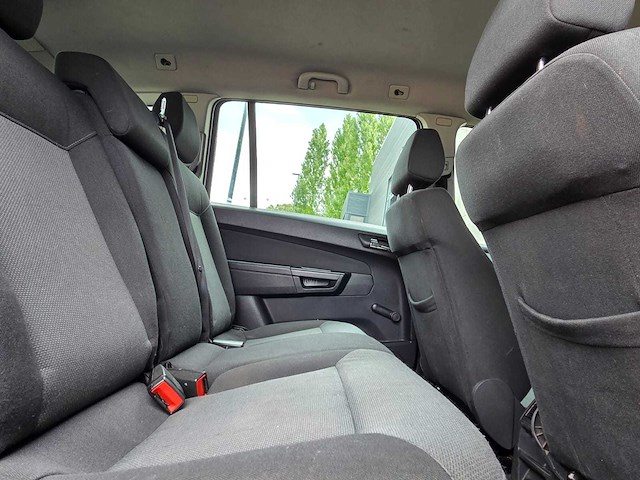 Opel - 2008 - zafira - 1.8 temptation - 91-gkr-9 - afbeelding 15 van  24