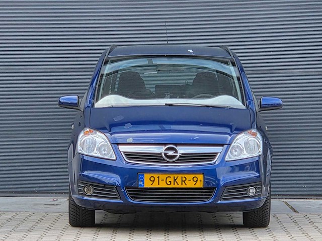 Opel - 2008 - zafira - 1.8 temptation - 91-gkr-9 - afbeelding 12 van  24