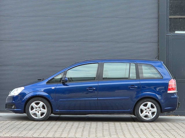 Opel - 2008 - zafira - 1.8 temptation - 91-gkr-9 - afbeelding 22 van  24