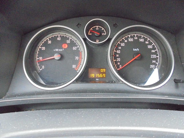 Opel - 2008 - zafira - 2.2 temptation - 47-zb-rd - afbeelding 5 van  15