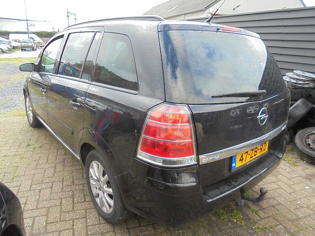 Opel - 2008 - zafira - 2.2 temptation - 47-zb-rd - afbeelding 10 van  15