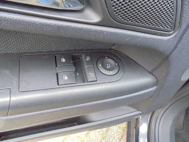 Opel - 2008 - zafira - 2.2 temptation - 47-zb-rd - afbeelding 14 van  15
