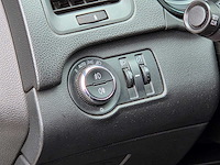 Opel - 2009 - insignia - 1.8 business - 79-hnh-4 - afbeelding 14 van  24