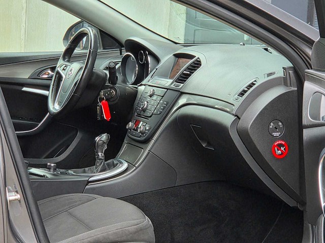 Opel - 2009 - insignia - 1.8 business - 79-hnh-4 - afbeelding 21 van  31