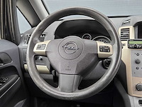 Opel - 2009 - zafira - 1.8 temptation - 7 persoons - 87-jfx-3 - afbeelding 4 van  24