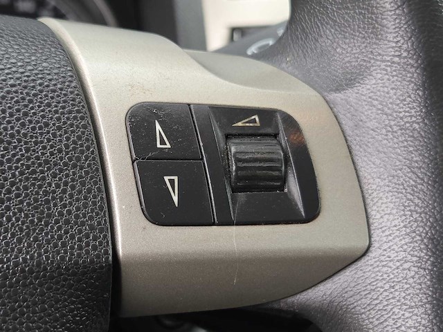 Opel - 2009 - zafira - 1.8 temptation - 7 persoons - 87-jfx-3 - afbeelding 6 van  24