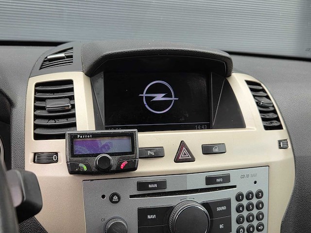 Opel - 2009 - zafira - 1.8 temptation - 7 persoons - 87-jfx-3 - afbeelding 9 van  24