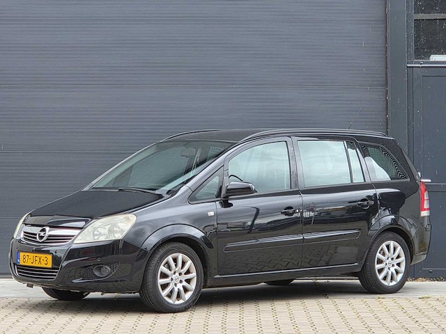 Opel - 2009 - zafira - 1.8 temptation - 7 persoons - 87-jfx-3 - afbeelding 1 van  24