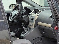 Opel - 2009 - zafira - 1.8 temptation - 7 persoons - 87-jfx-3 - afbeelding 17 van  24