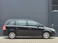 Opel - 2009 - zafira - 1.8 temptation - 7 persoons - 87-jfx-3 - afbeelding 19 van  24